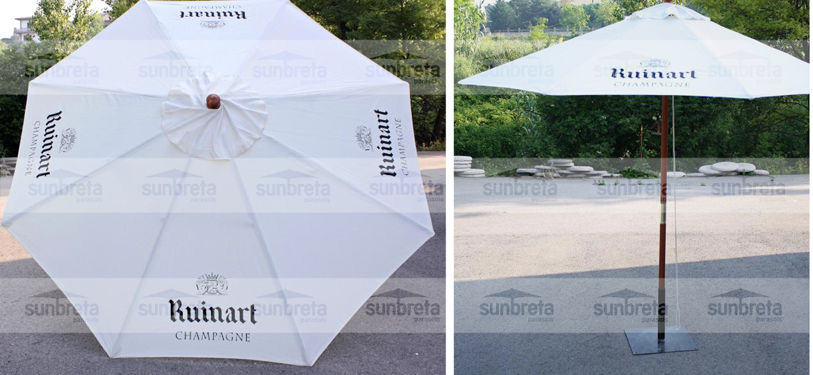 Parasol profesional personalizado con logotipo en el faldón